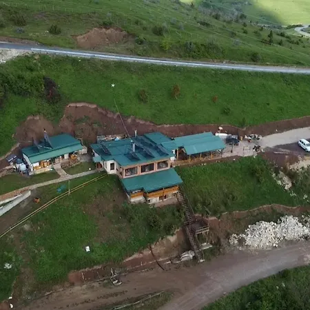 Kod Elka シェニツァ